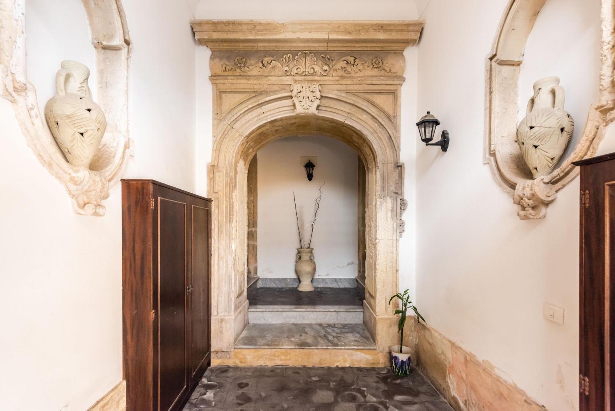 Palazzo Bozzanca Apartments By Wonderful Italy Syracuse Eksteriør billede